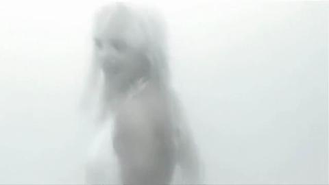 1085